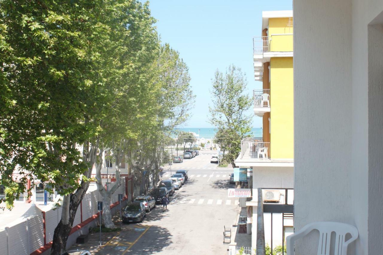 Hotel Marittima Rimini Kültér fotó